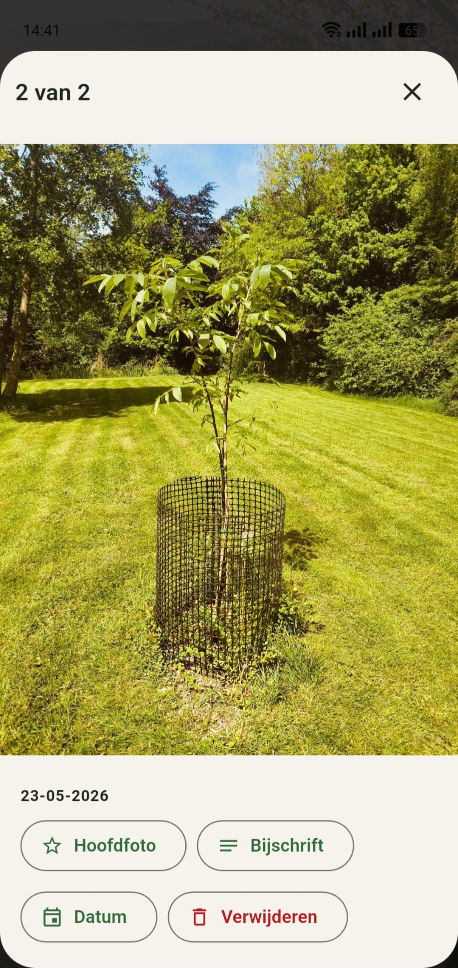 GreenPlot fotocarrousel met grote foto en knoppen Hoofdfoto, Bijschrift, Datum en Verwijderen